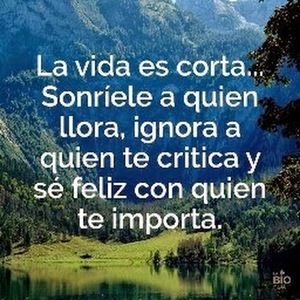 Meet your Posher, Eva